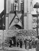 Similar image