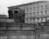 Similar image