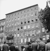 Similar image