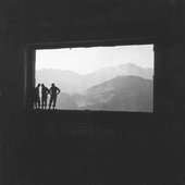Similar image