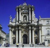 Similar image