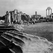 Similar image