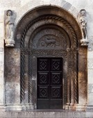 Similar image