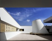 Similar image
