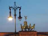 Similar image