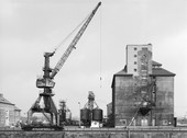 Similar image
