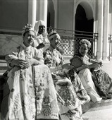 Similar image