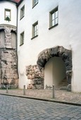 Similar image