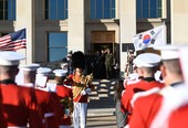 Similar image