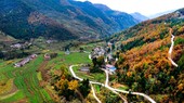 Similar image