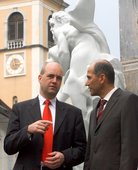 Similar image