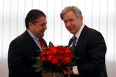 Similar image