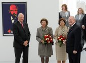 Similar image