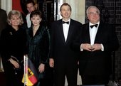 Similar image