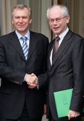 Similar image