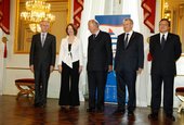 Similar image
