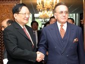 Similar image