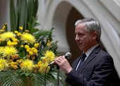 Similar image