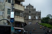 Similar image