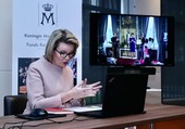 Similar image