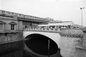 Similar image