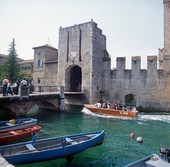 Similar image