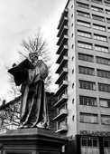 Similar image