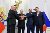 Similar image