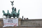 Similar image