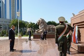 Similar image