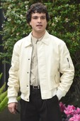 Similar image