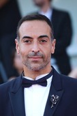 Similar image