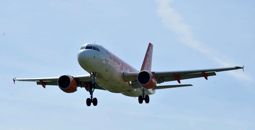 Flights resume as ash fear recedes