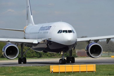 Flights resume as ash fear recedes