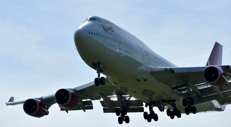 Flights resume as ash fear recedes