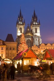 Christmas market at Staromestske (Old Town Square) with Gothic Tyn Cathedral, Stare Mesto (Old Town), UNESCO World Heritage Site, Prague, Czech Republic, Europe