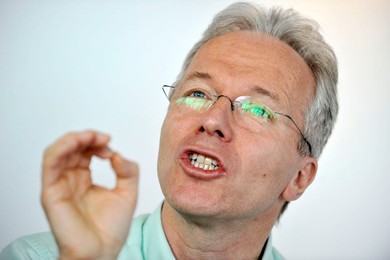 EasyJet Ash Detector Unveiled.