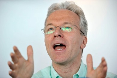 EasyJet Ash Detector Unveiled.