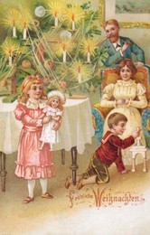 Family at Christmas Eve / 1900