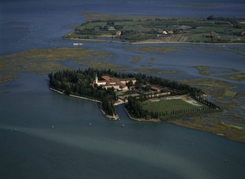 Image 147879998