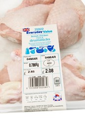 Pack of Tecso Everyday Value BRITISH chicken drumsticks with signs / logos of British farm standard logo from the assured food standards association of the little red tractor symbol & the Britsh union jack (strict welfare & quality standards)