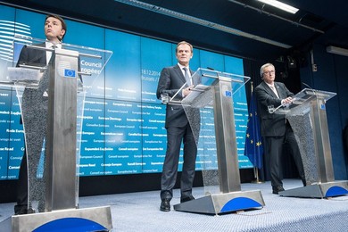 (L-R) Italian Prime Minister Matteo Renz..........