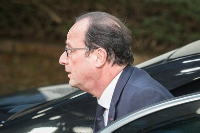 French President Francois Holland arrive..........