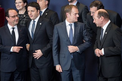 (L-R) French President Francois Holland,..........