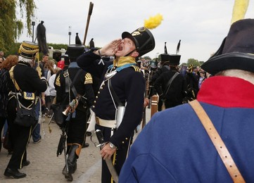 Image 250604771