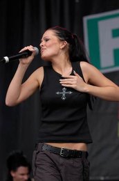 NU PAGADI– 25.06.2005 Beim Happy Family