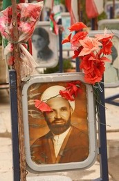 Iran, Isfahan, Friedhof / Foto 2009