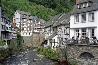 Image 277596592