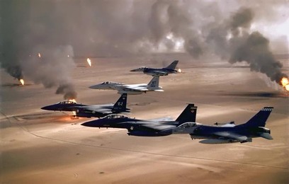 Gulf War / US Air Froce Planes Flying over Burning Kuwaiti Oil Wells / Photo, 1991