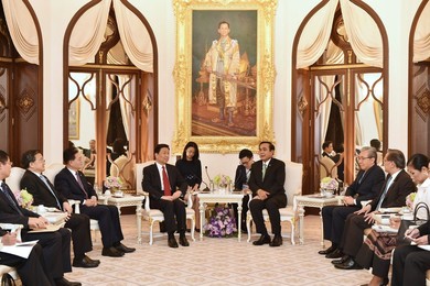 Image 302417827